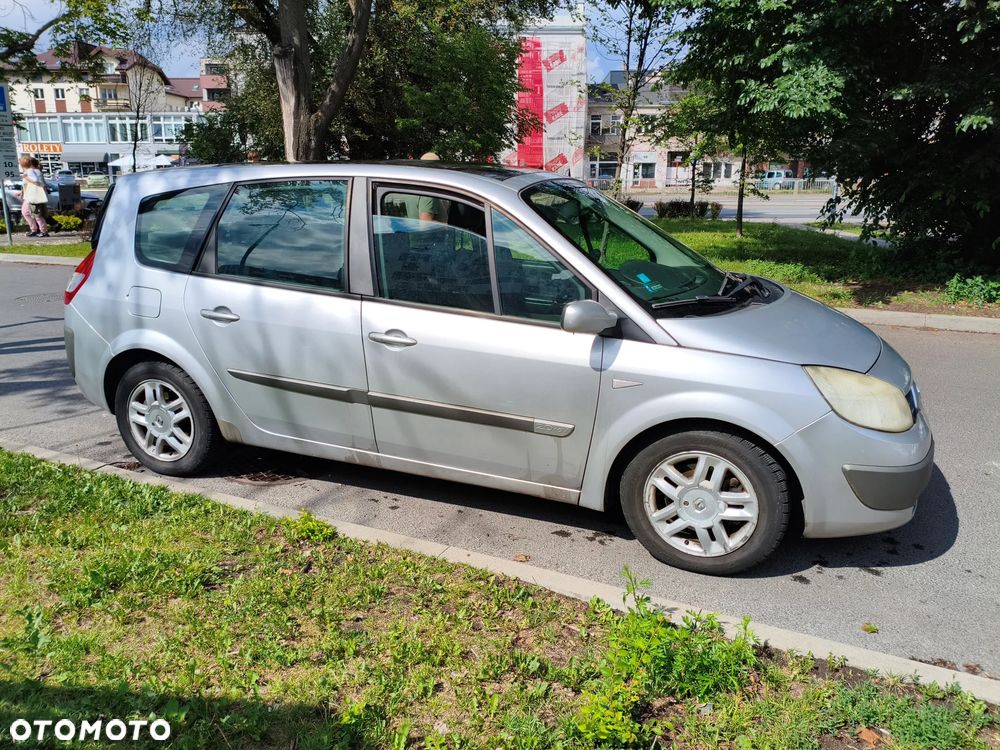 Renault Grand Scenic Gr 2.0 16V Emotion - 4