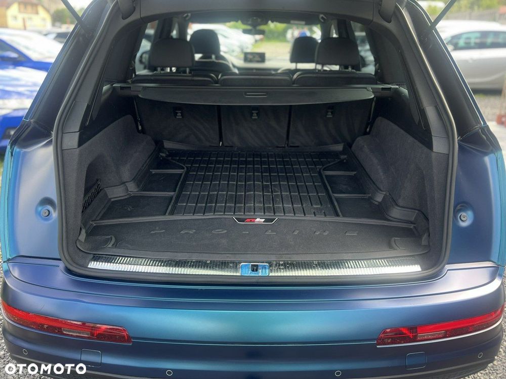 Audi Q7 - 40