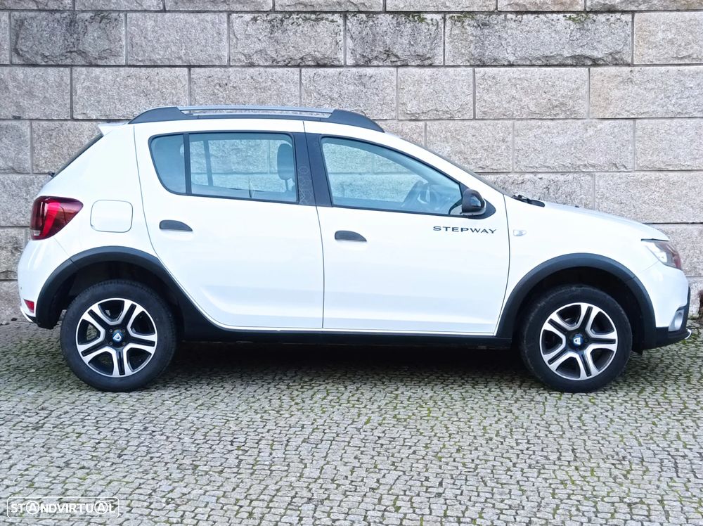 Dacia Sandero 0.9 TCe Stepway - 3