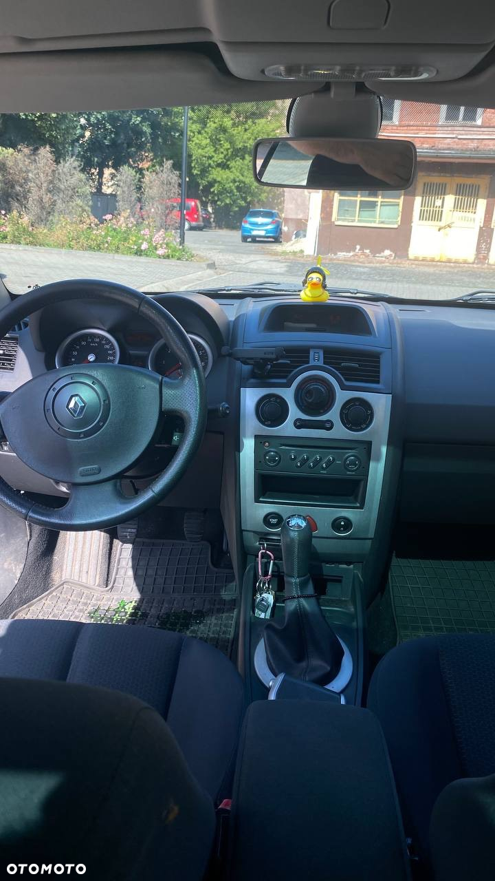 Renault Megane CC 1.6 Confort Authentique - 7
