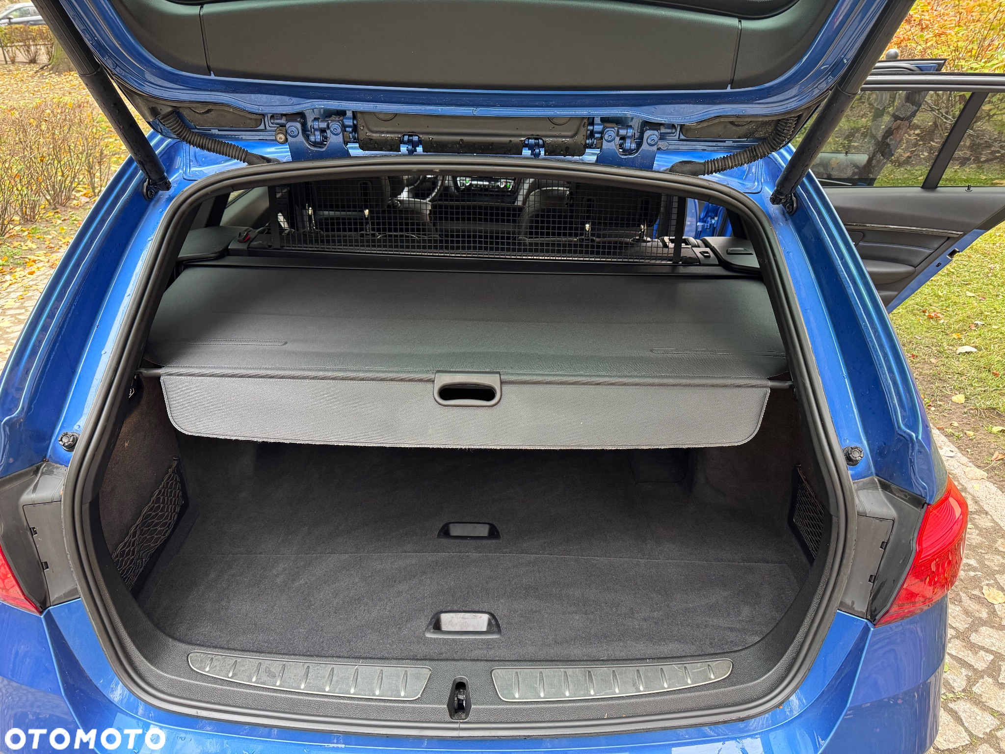 BMW Seria 3 320d xDrive - 36