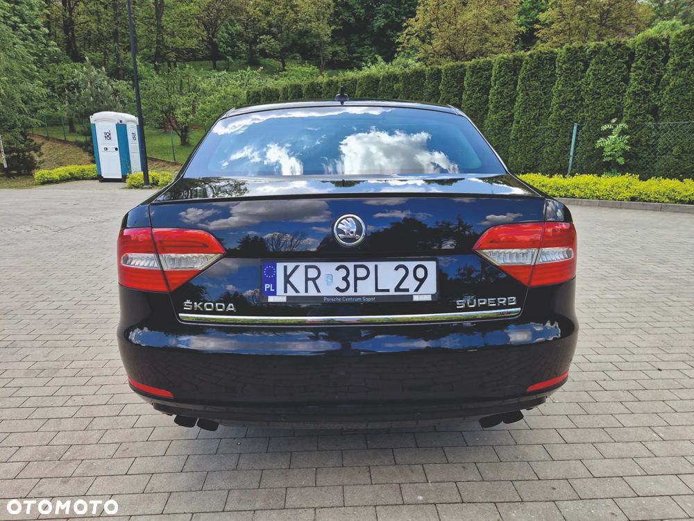 Skoda Superb 3.6 FSI 4x4 Elegance DSG - 6