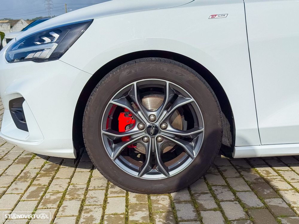 Ford Focus 1.0 EcoBoost ST-Line - 29