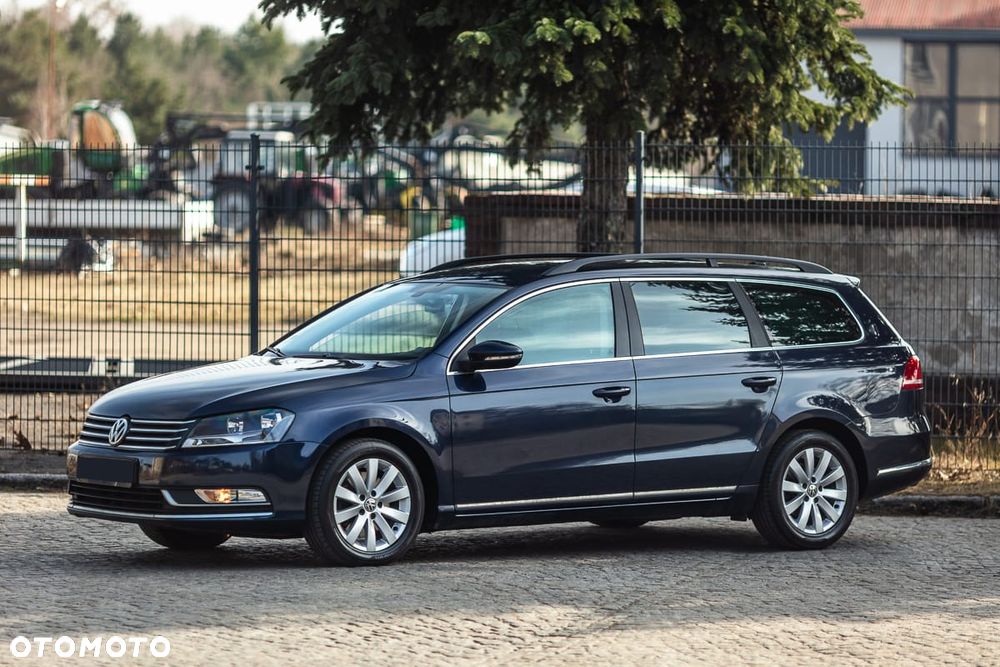 Volkswagen Passat 2.0 Blue TDI SCR Comfortline - 4