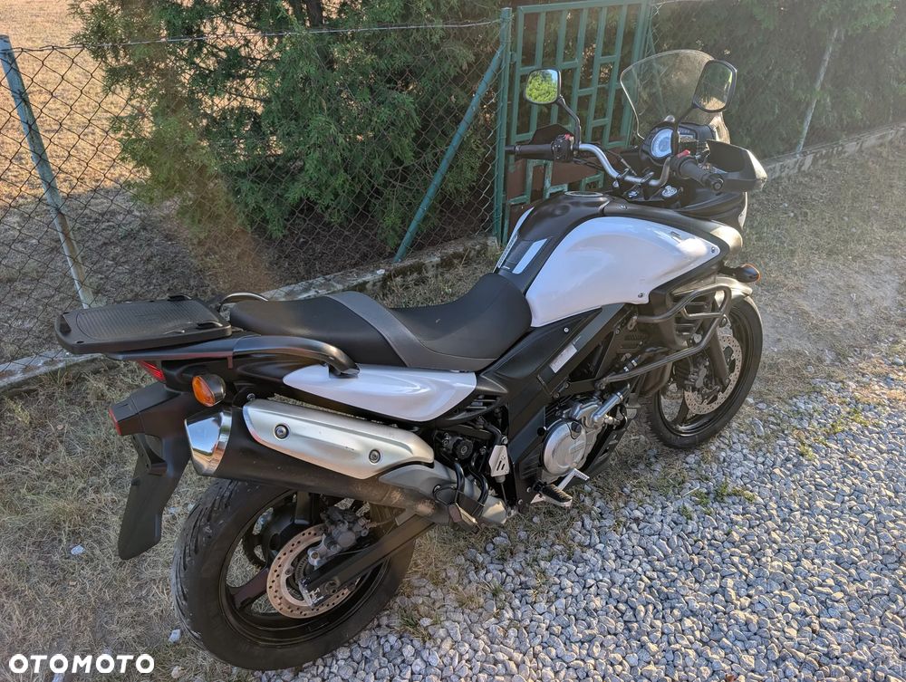 Suzuki V-STROM - 16