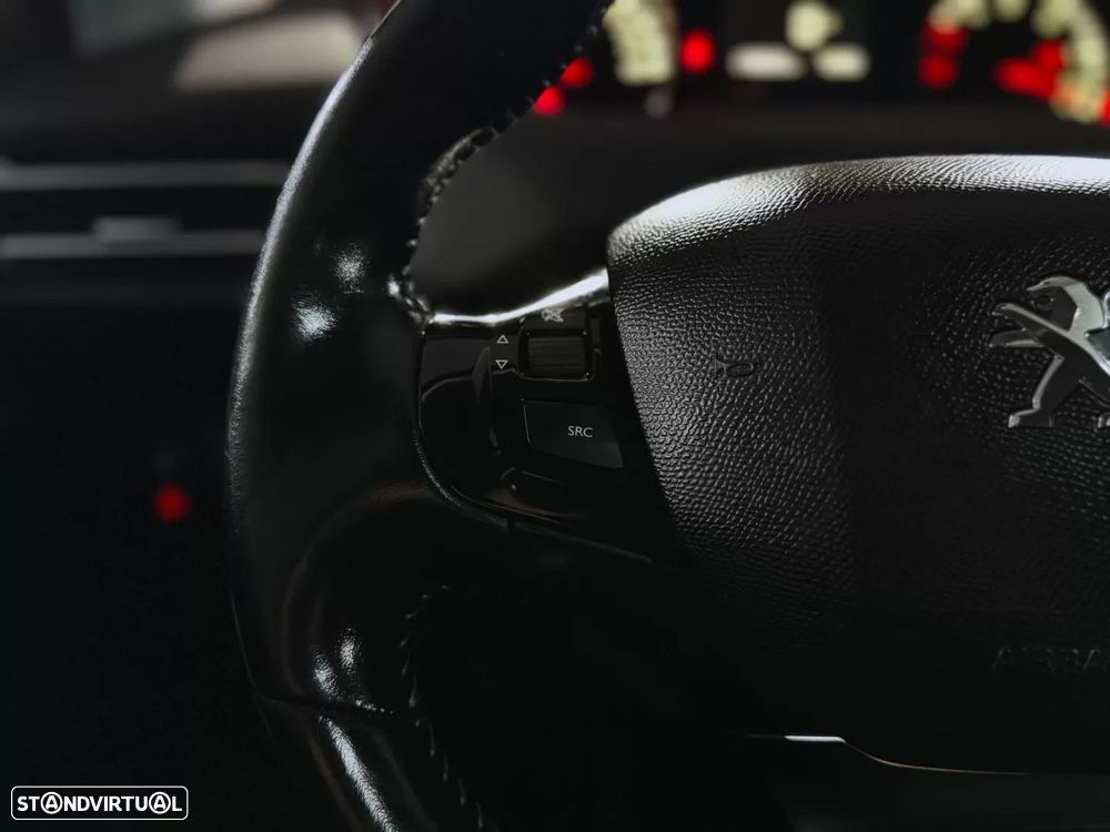 Peugeot 308 SW 1.6 BlueHDi Style - 18