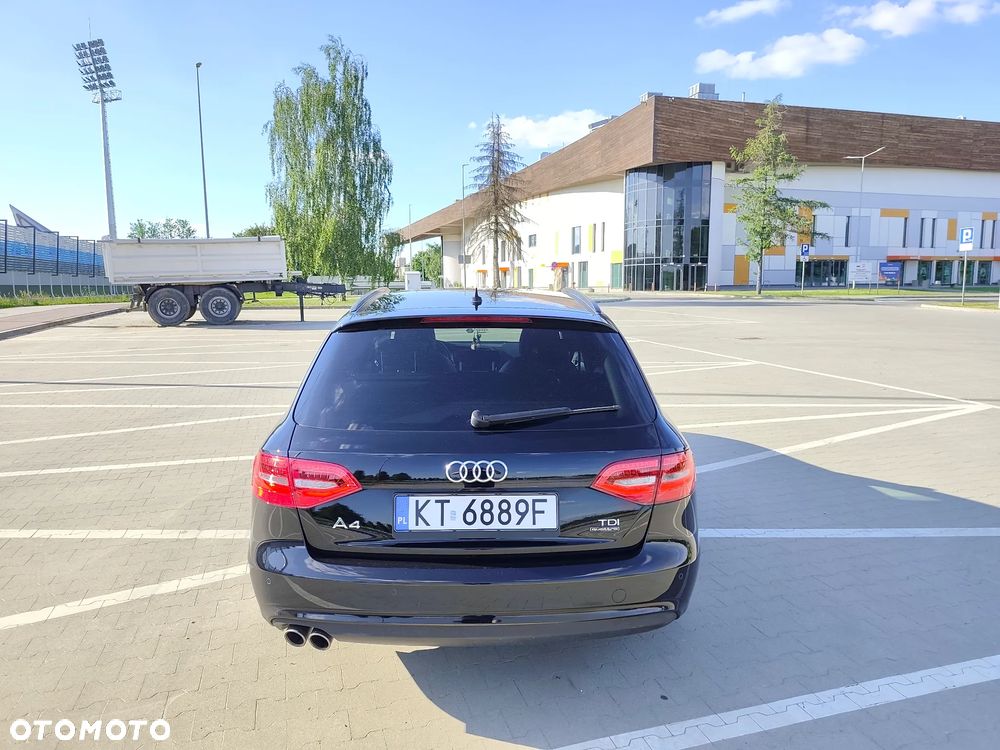 Audi A4 Avant 2.0 TDI Quattro - 6