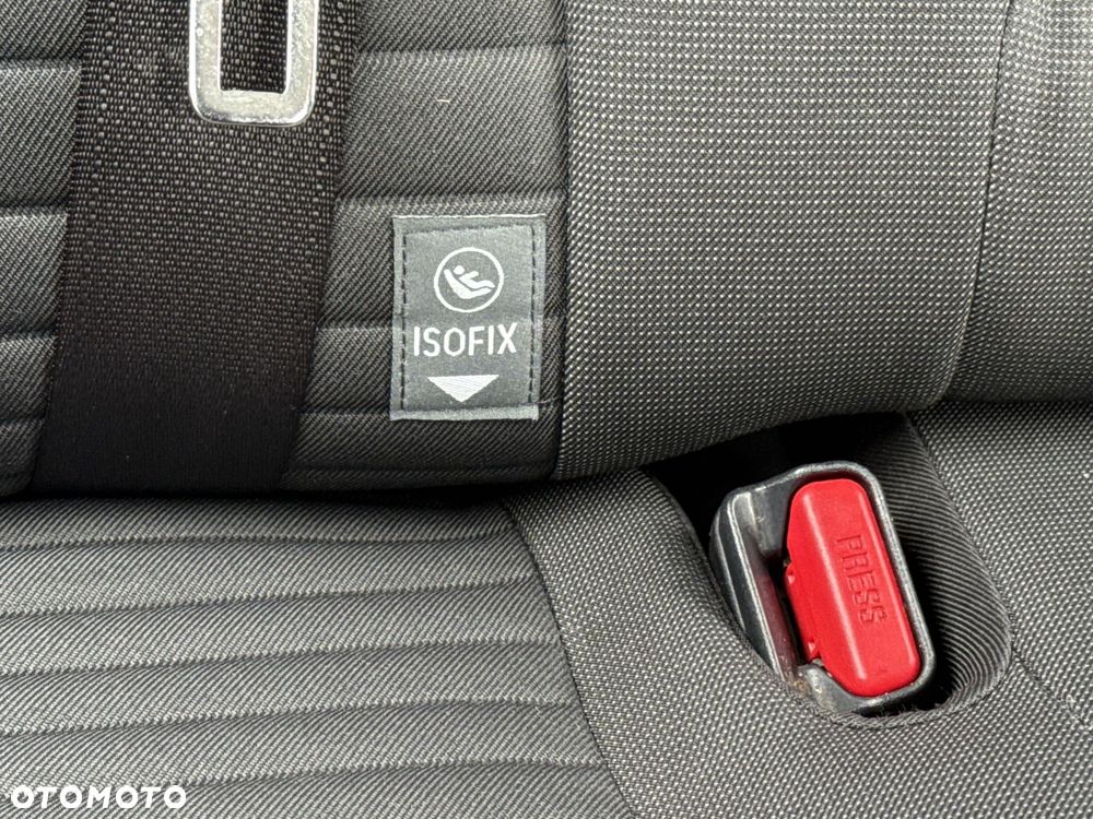 Toyota Auris 1.6 Comfort - 24