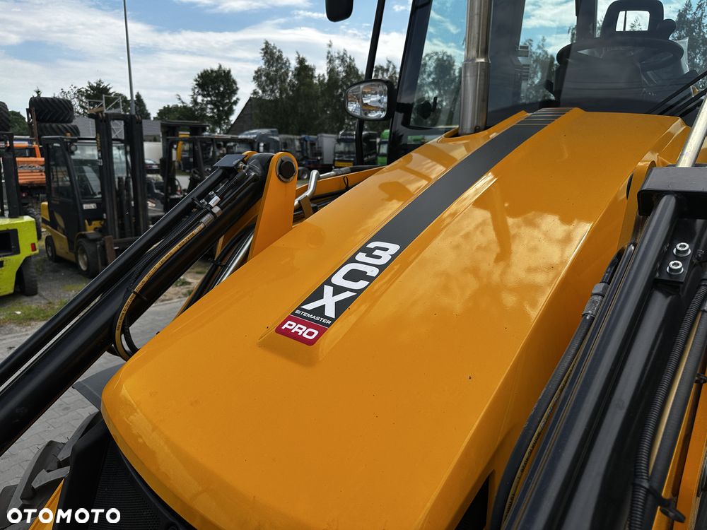 JCB 3CX PRO - 25