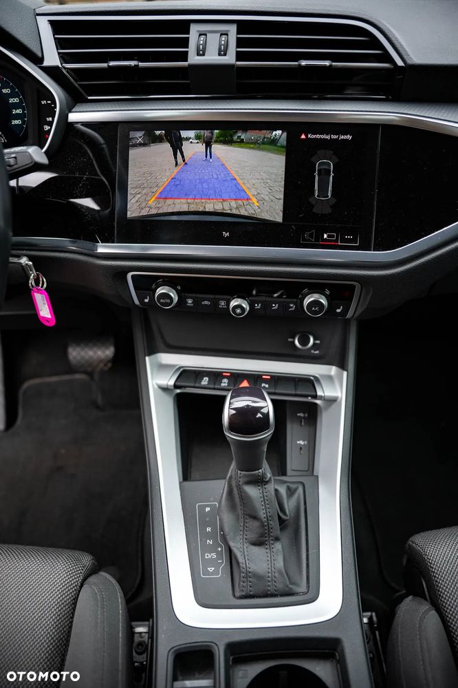 Audi Q3 35 TFSI mHEV S-Line S tronic - 16