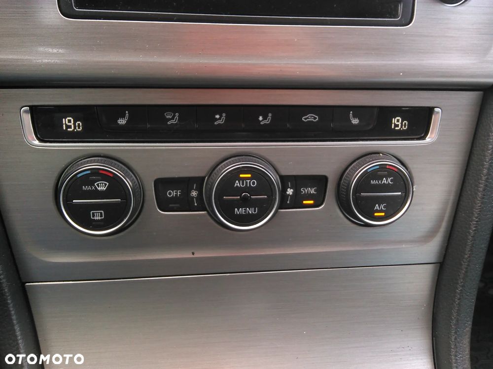 Volkswagen Golf VII 1.4 TSI BMT Comfortline - 7