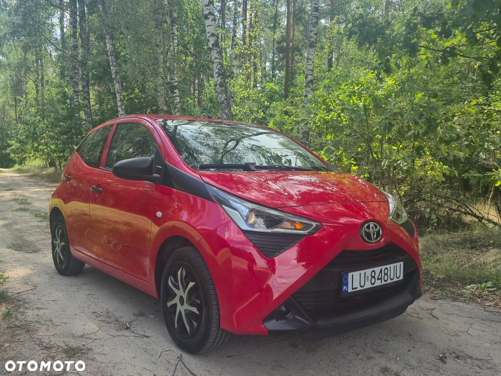 Toyota Aygo x-play - 3