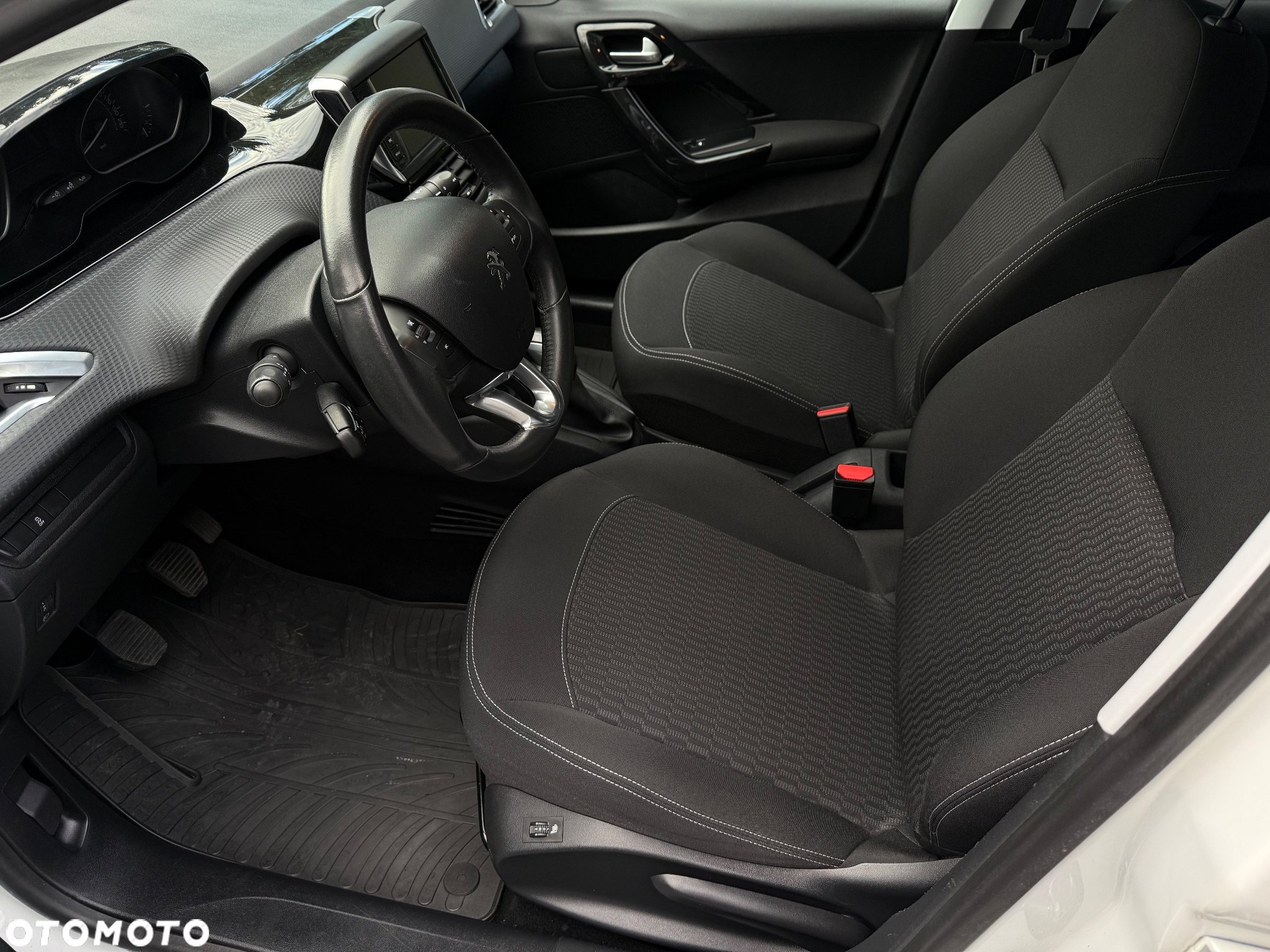 Peugeot 208 1.2 PureTech Style - 26