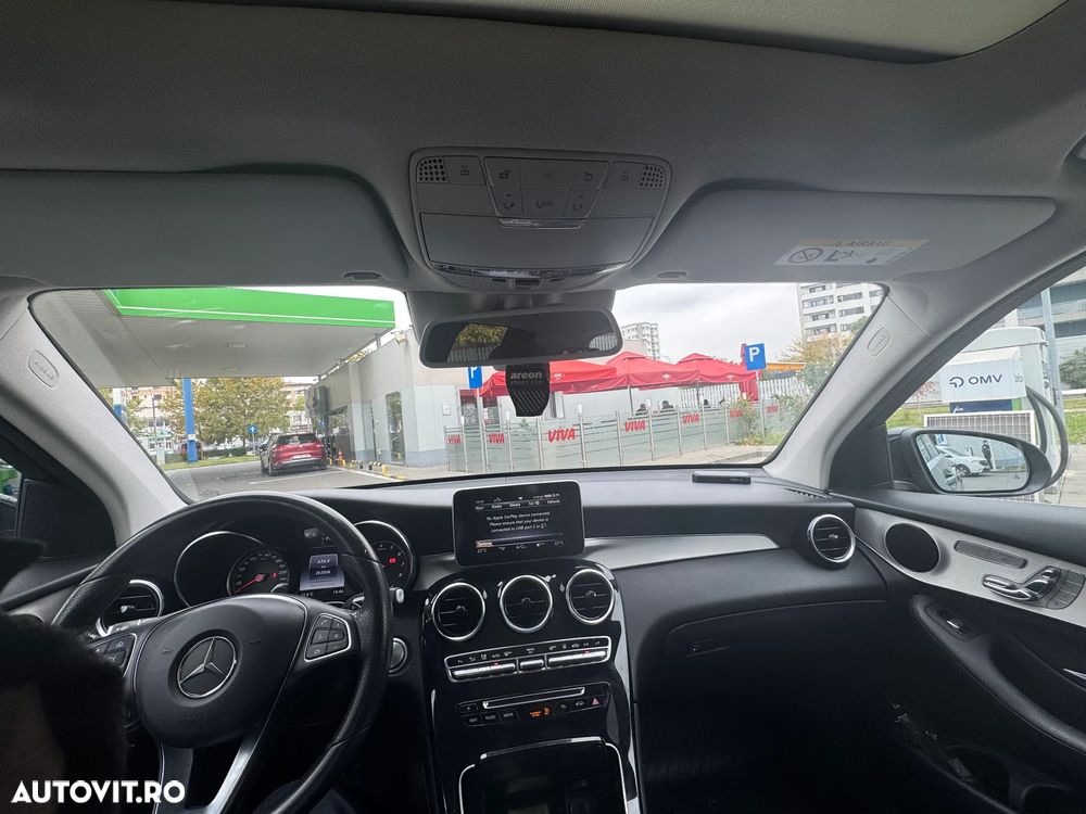 Mercedes-Benz GLC - 12