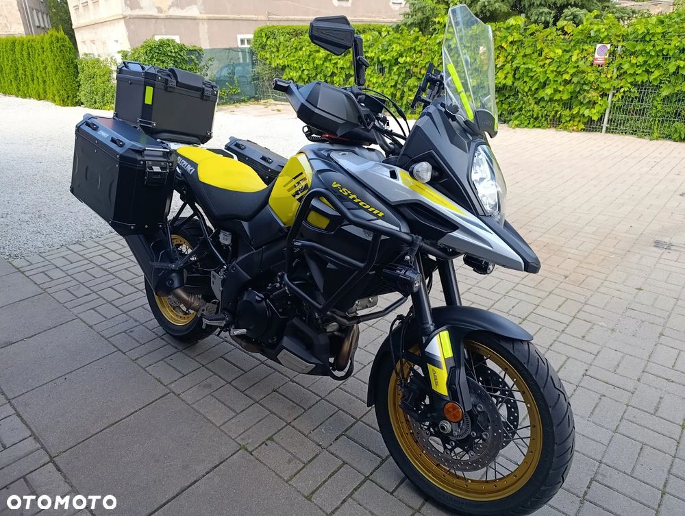 Suzuki DL - 6