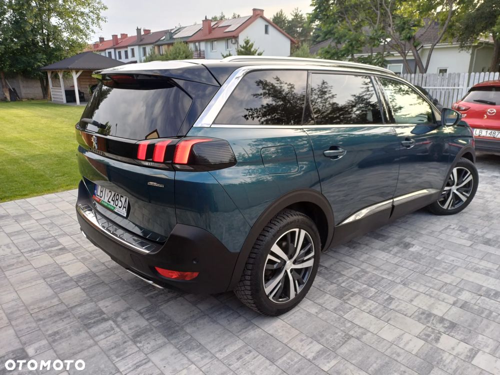 Peugeot 5008 - 5