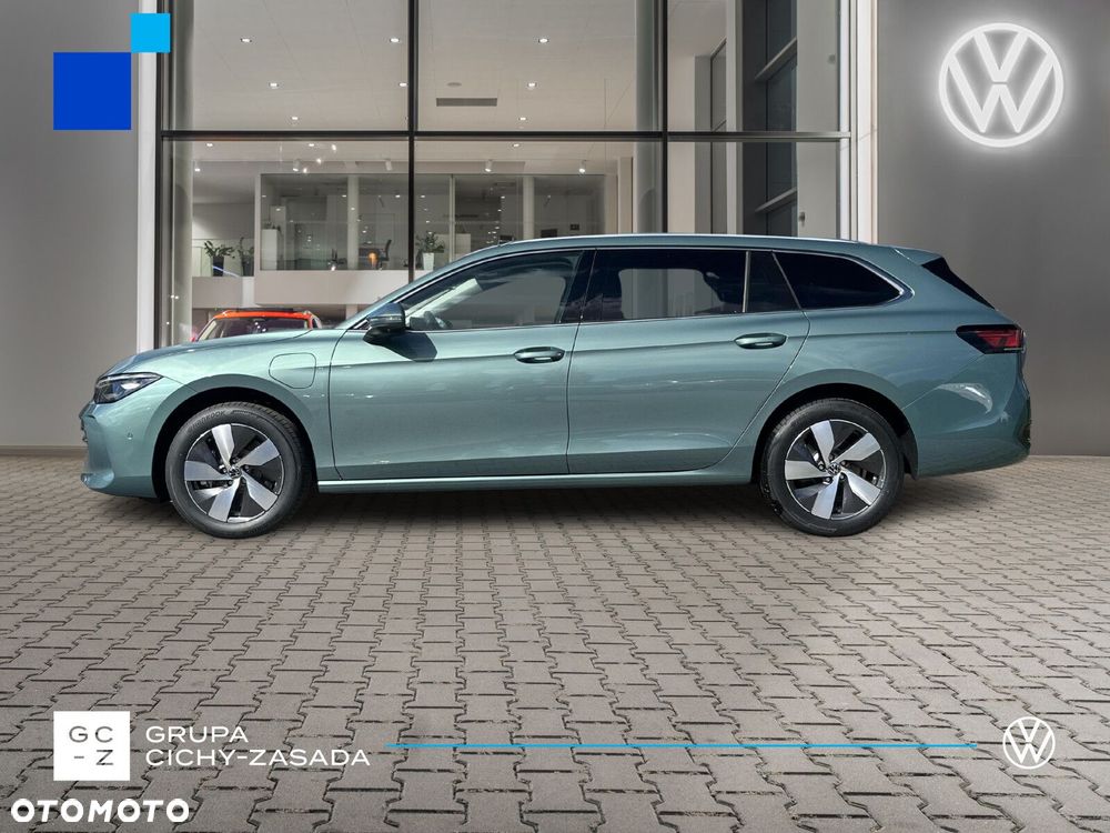 Volkswagen Passat - 3