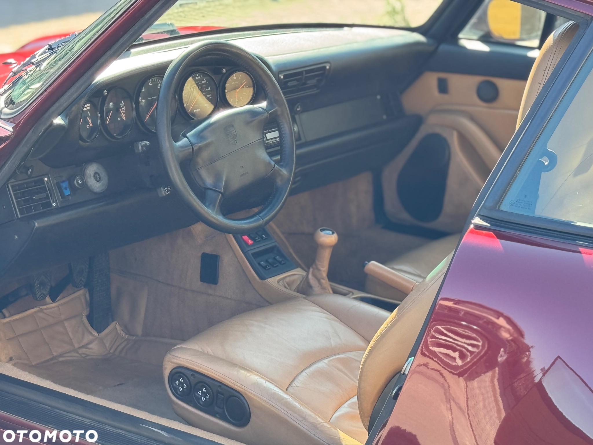 Porsche 911 Carrera - 17