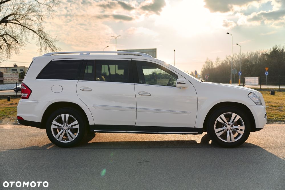 Mercedes-Benz GL 450 4Matic 7G-TRONIC - 14