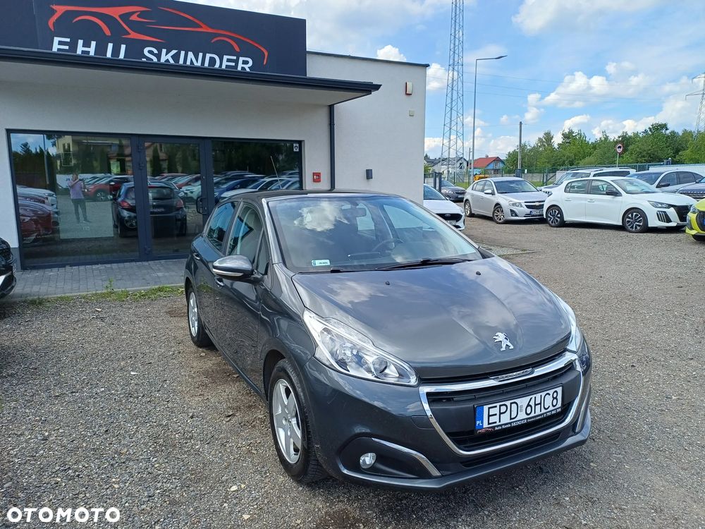Peugeot 208 PureTech 82 Stop & Start Signature - 10