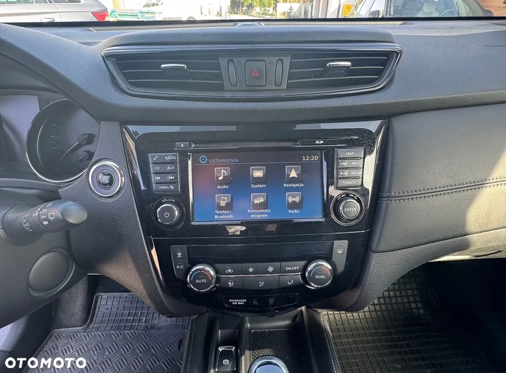 Nissan X-Trail 2.0 dCi Tekna 4WD Xtronic - 17