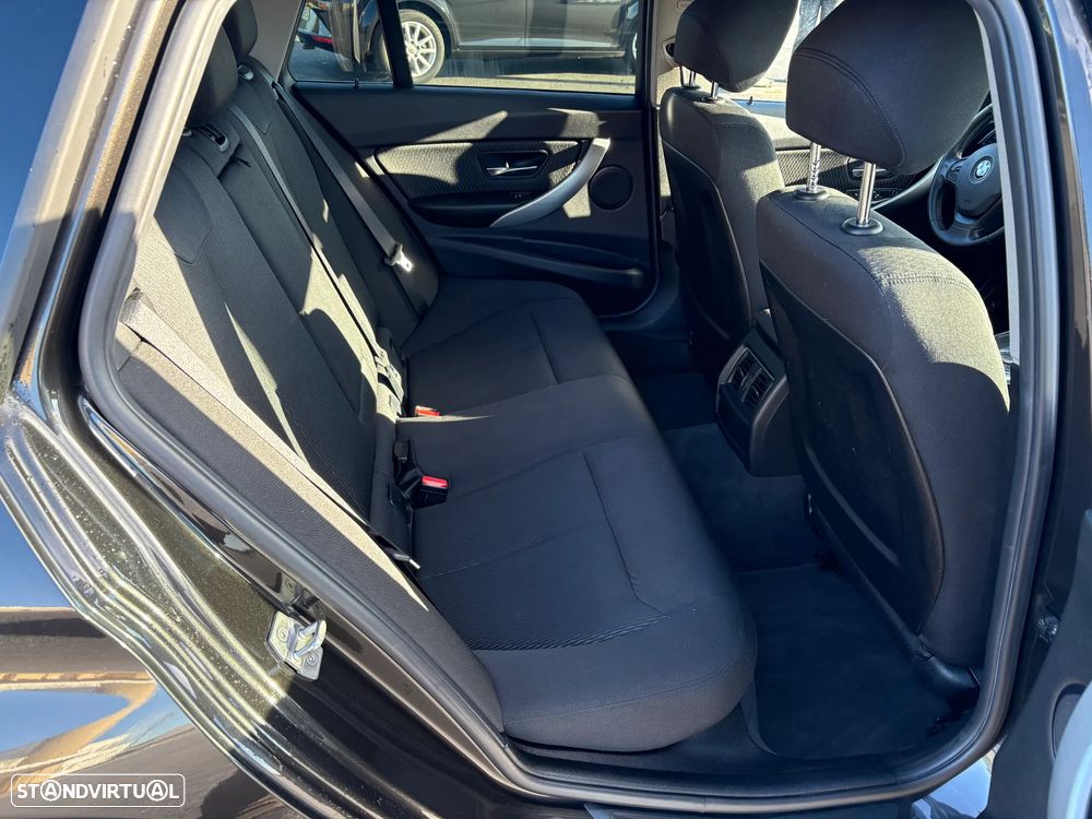 BMW 320 d Aut. Efficient Dynamics Edition Luxury Line - 10