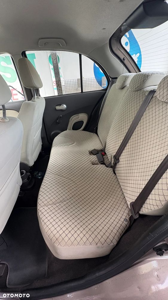 Nissan Micra - 10