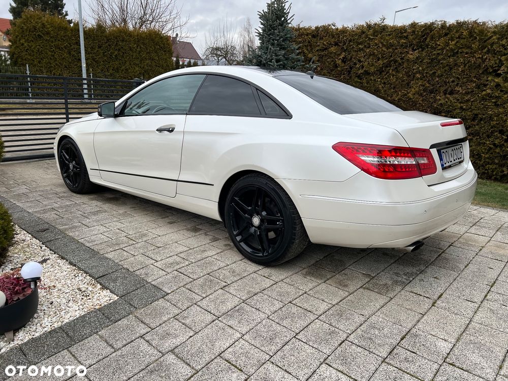 Mercedes-Benz Klasa E - 11