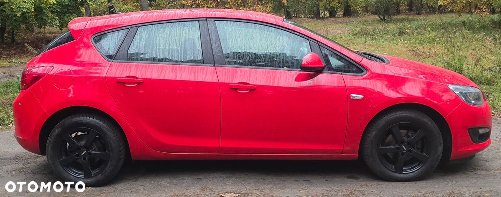 Opel Astra J 2015 photo 3