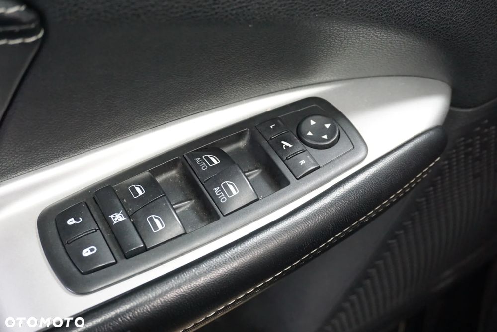 Fiat Freemont 2.0 Multijet 16V DPF Automatik Allrad Lounge - 30