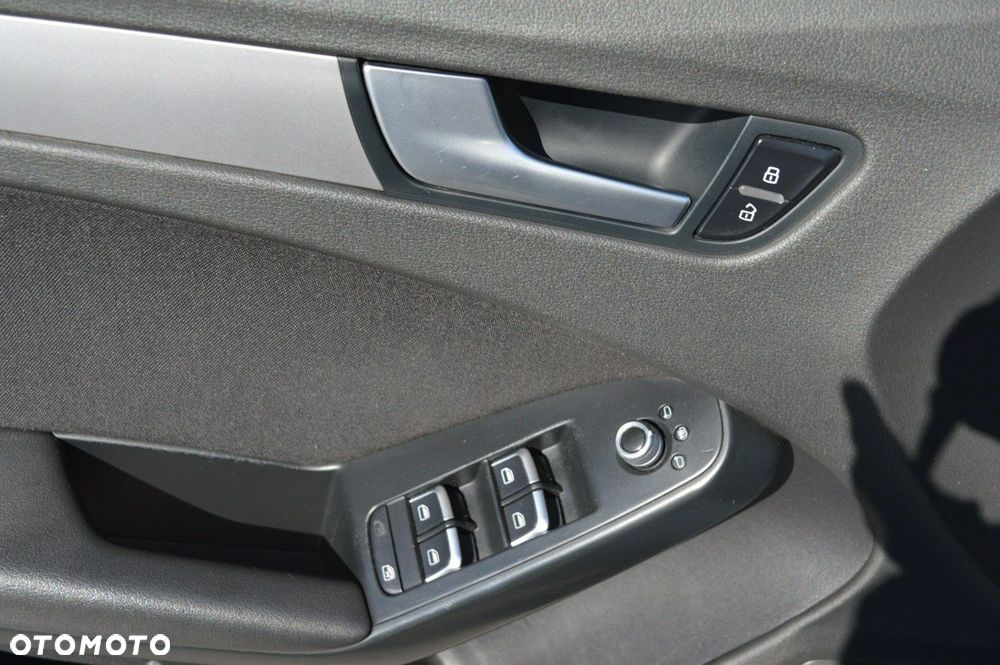 Audi A4 Avant 2.0 TDI - 35