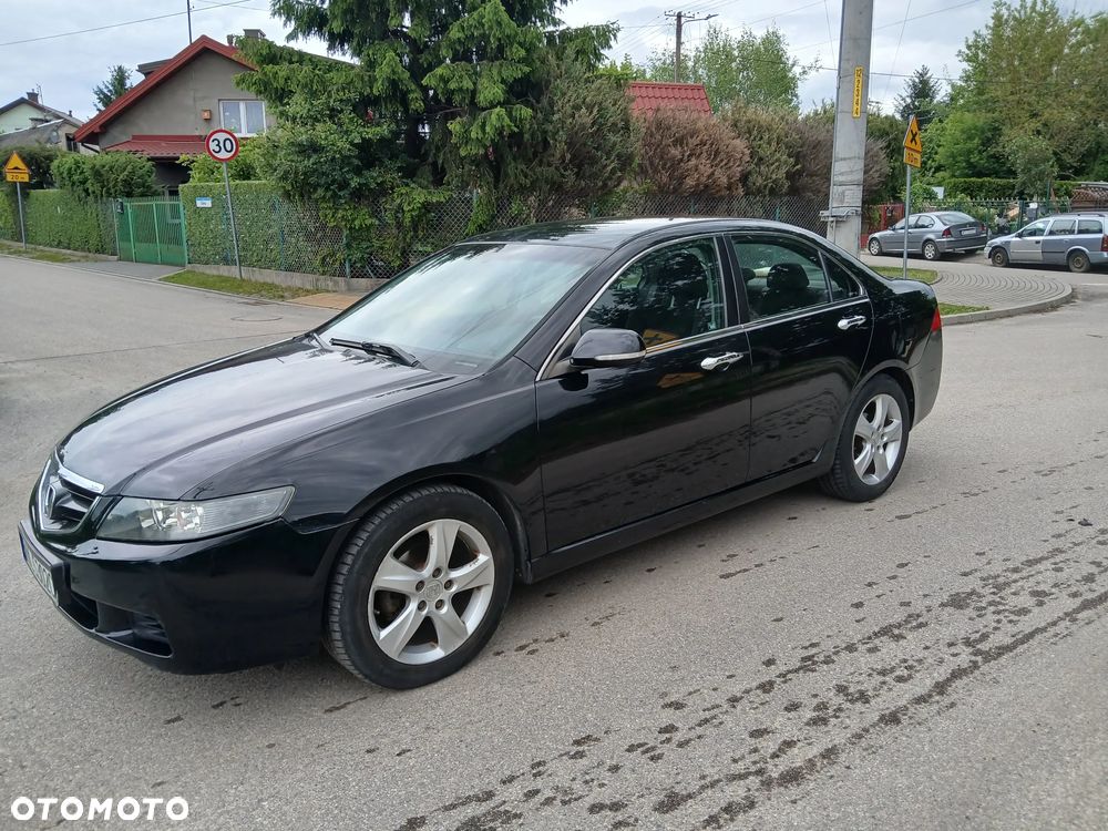 Honda Accord - 2