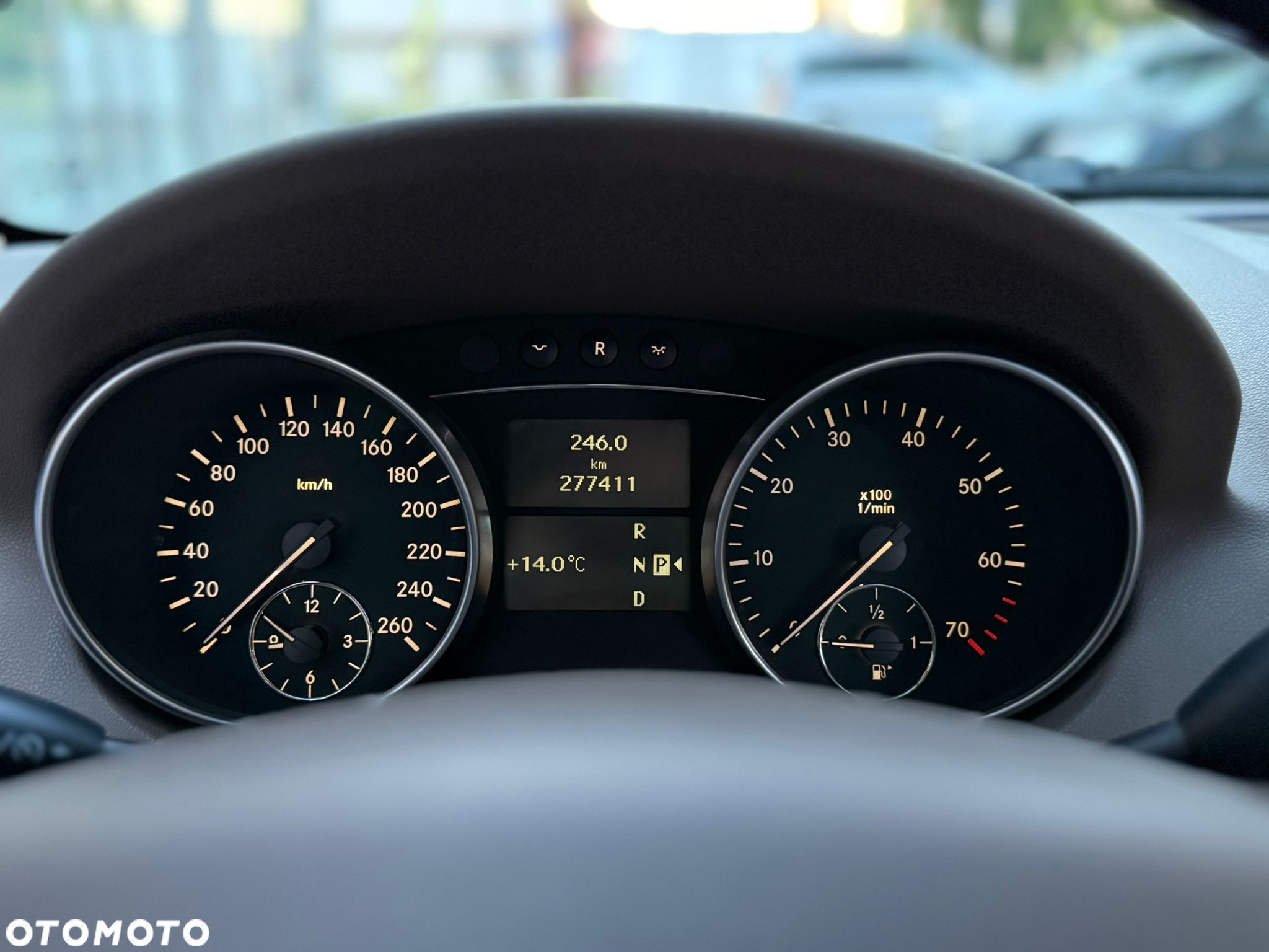 Mercedes-Benz ML 500 4-Matic - 27