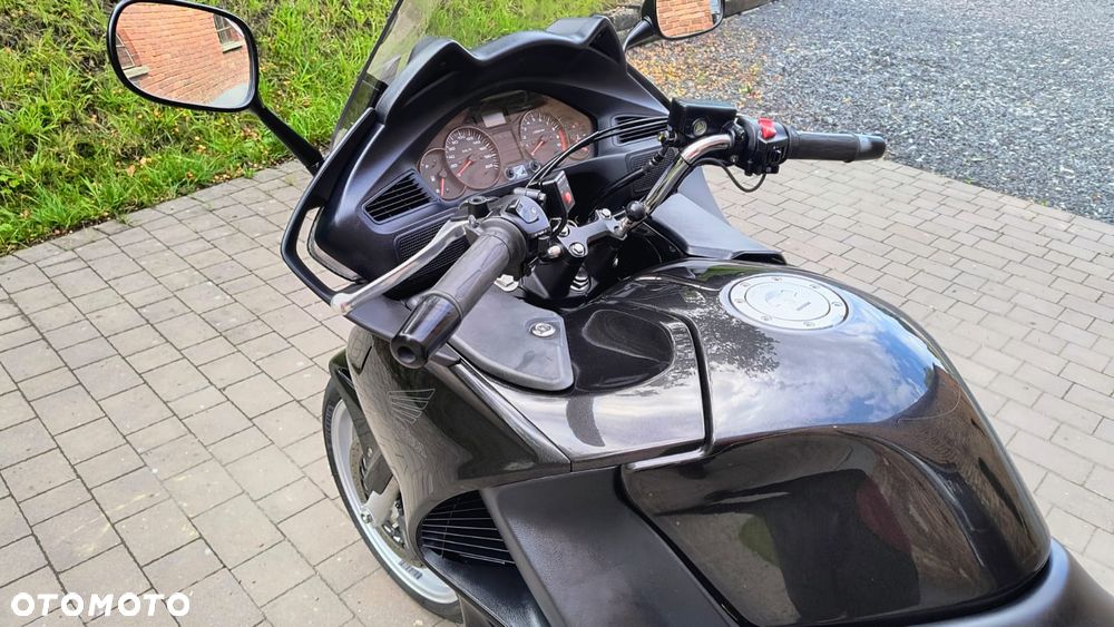 Honda NTV - 8