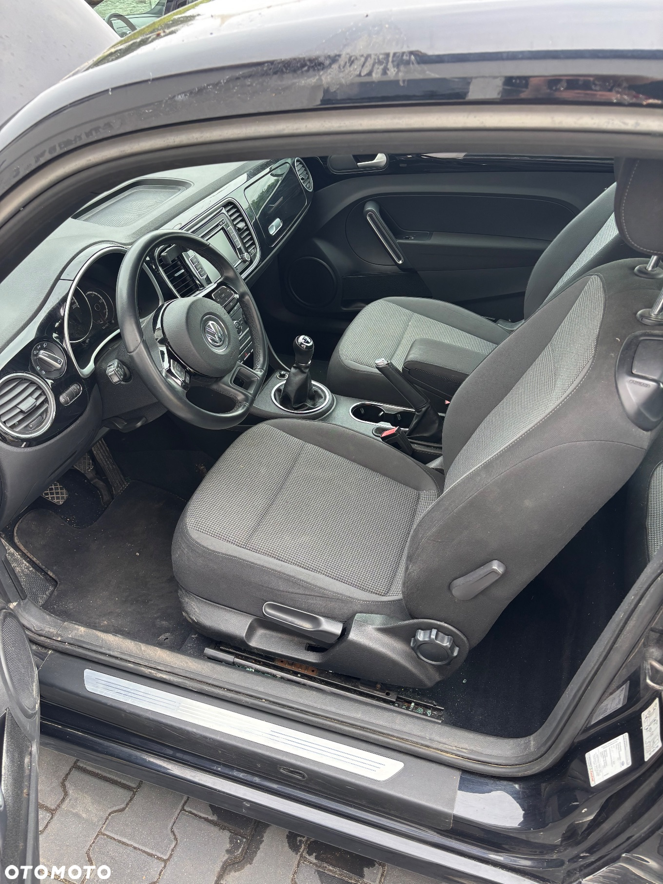 Volkswagen New Beetle - 9