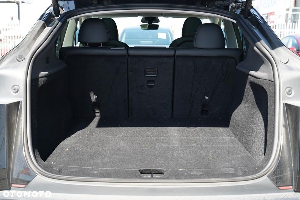 Tesla Y 83.1kWh Long Range RWD - 7