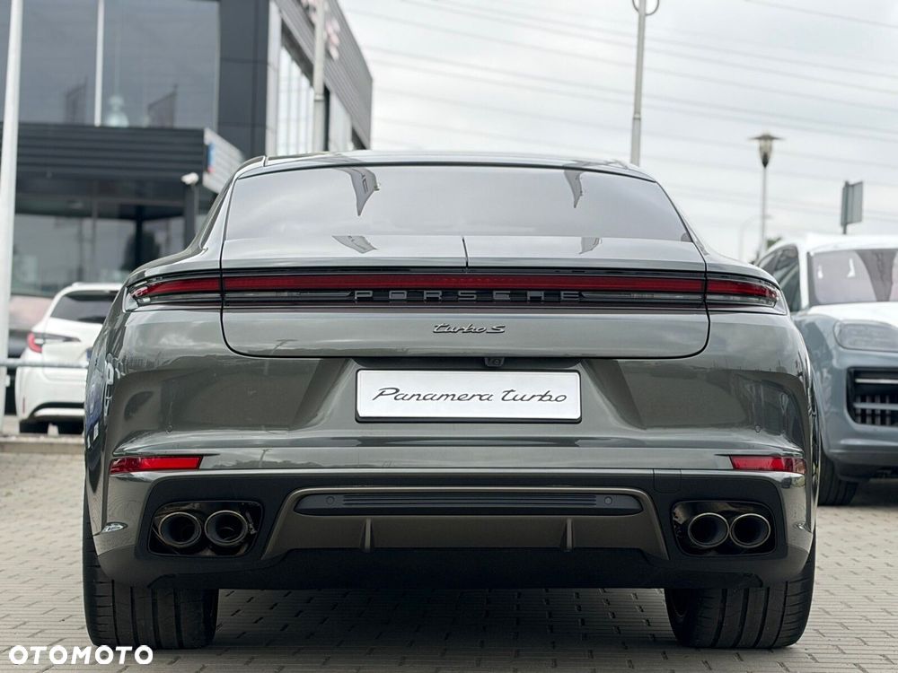 Porsche Panamera - 6