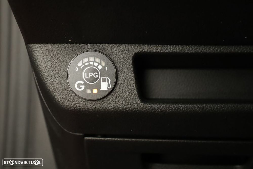 Renault Clio 1.0 TCe Evolution Bi-Fuel - 21
