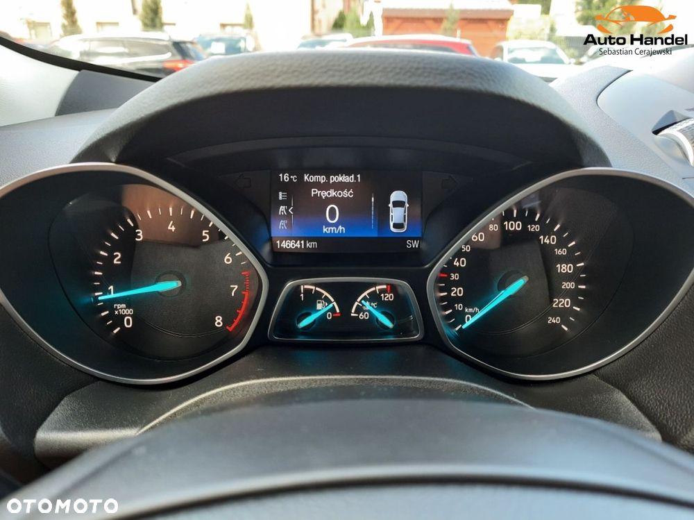 Ford Kuga 1.5 EcoBoost 2x4 Titanium - 17