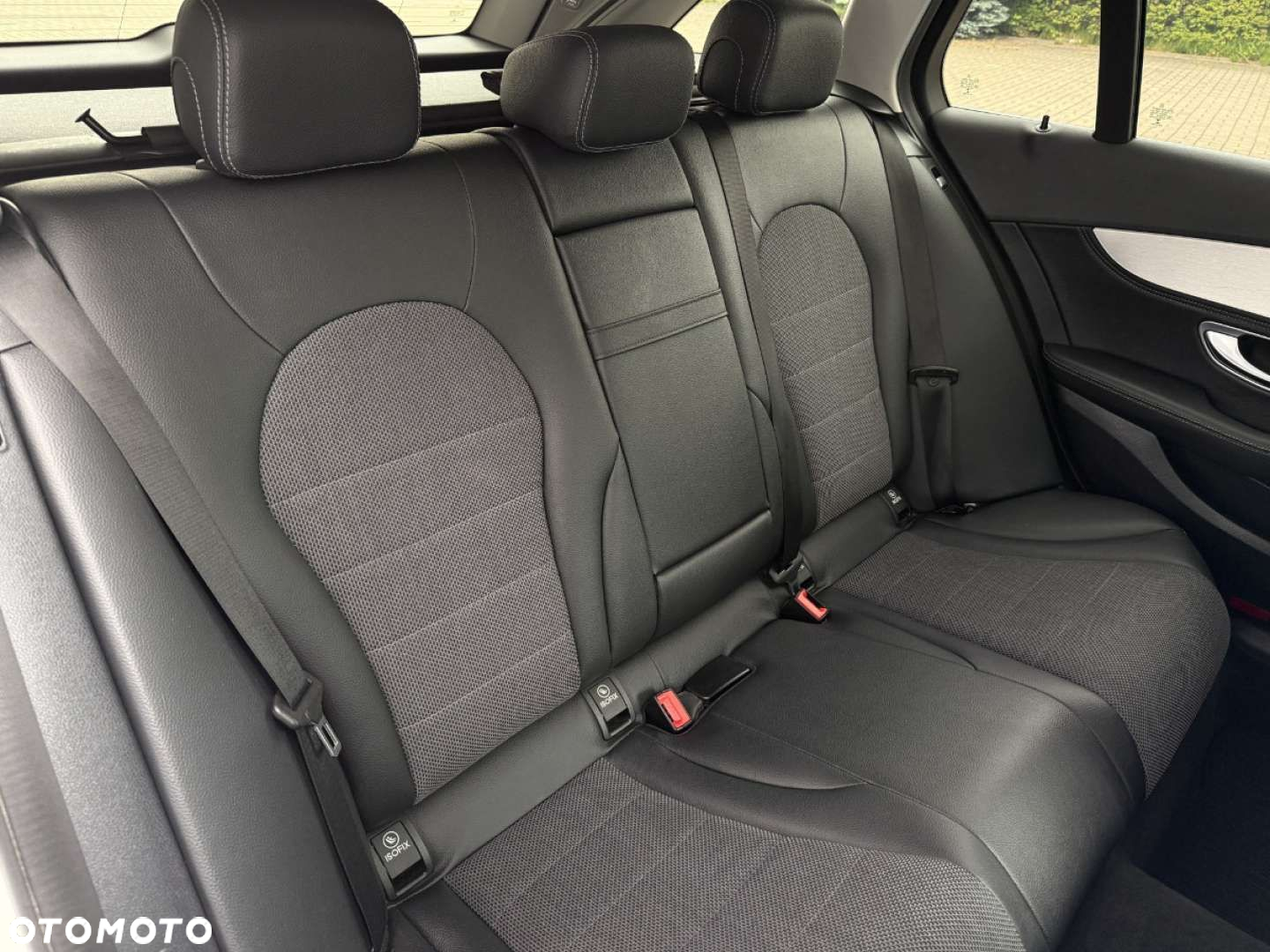 Mercedes-Benz Klasa C 180 T 7G-TRONIC Avantgarde - 36
