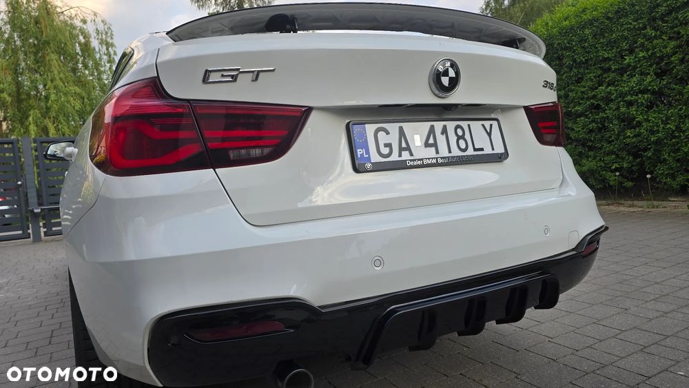 BMW 3GT 318d M Sport - 23