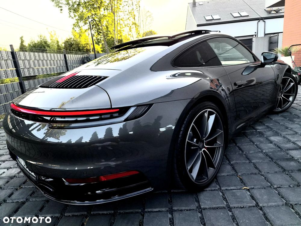 Porsche 911 Carrera PDK - 38