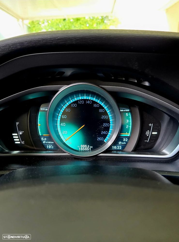 Volvo V40 Cross Country 1.6 D2 Volvo Ocean Race - 12