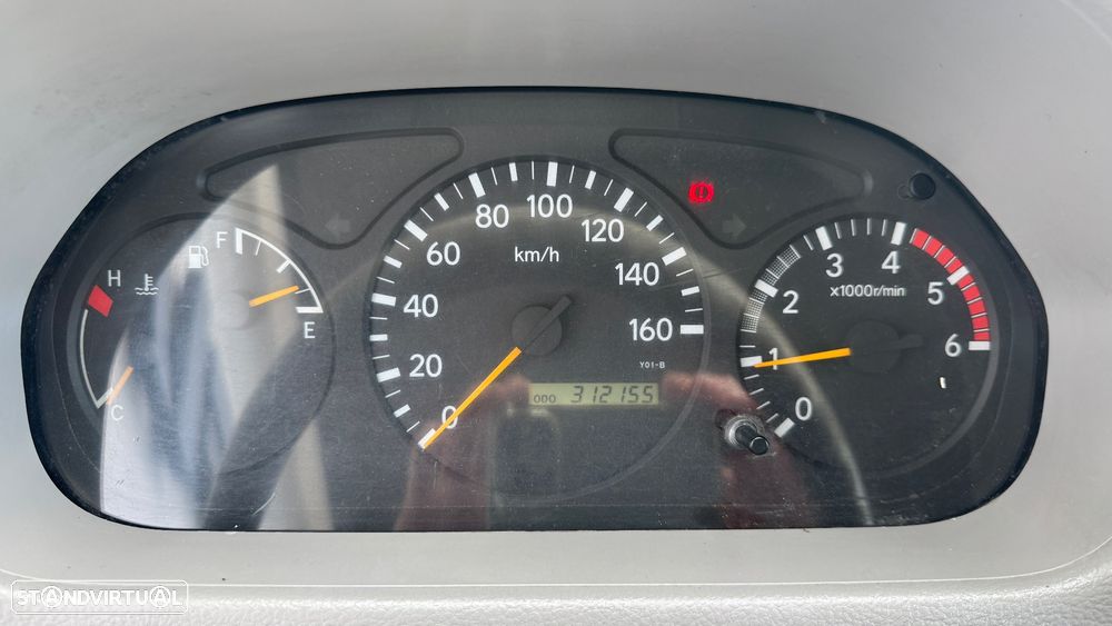 Toyota Dyna 3.0 D-4D C/ Cesto Elevatório - 8