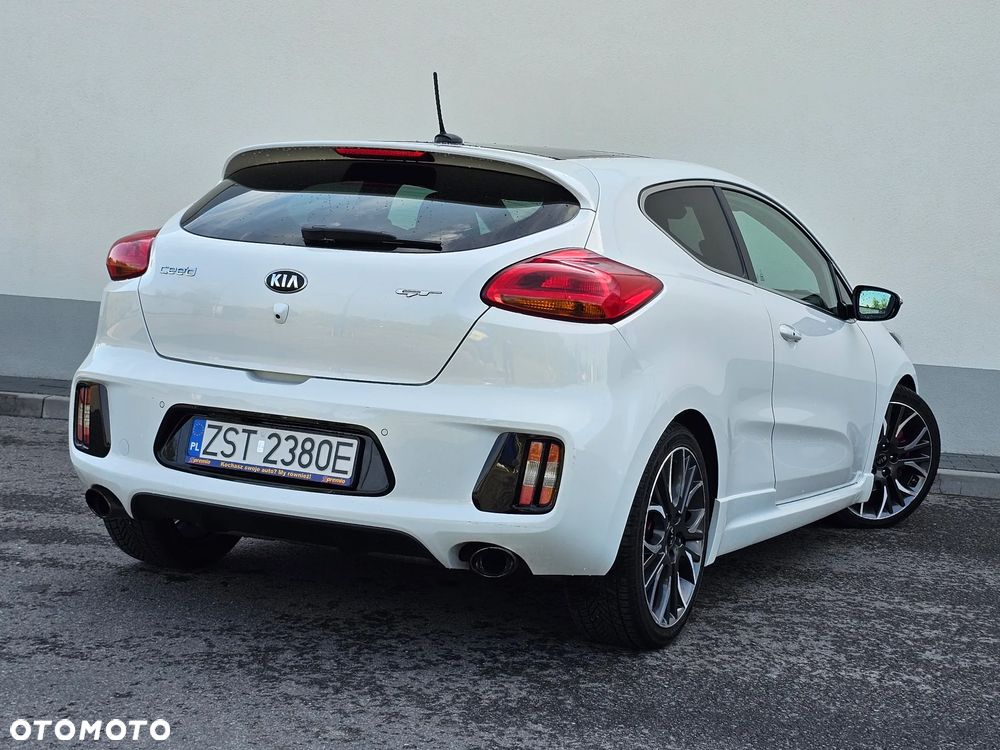 Kia Ceed 1.6 T-GDI GT-Track - 8