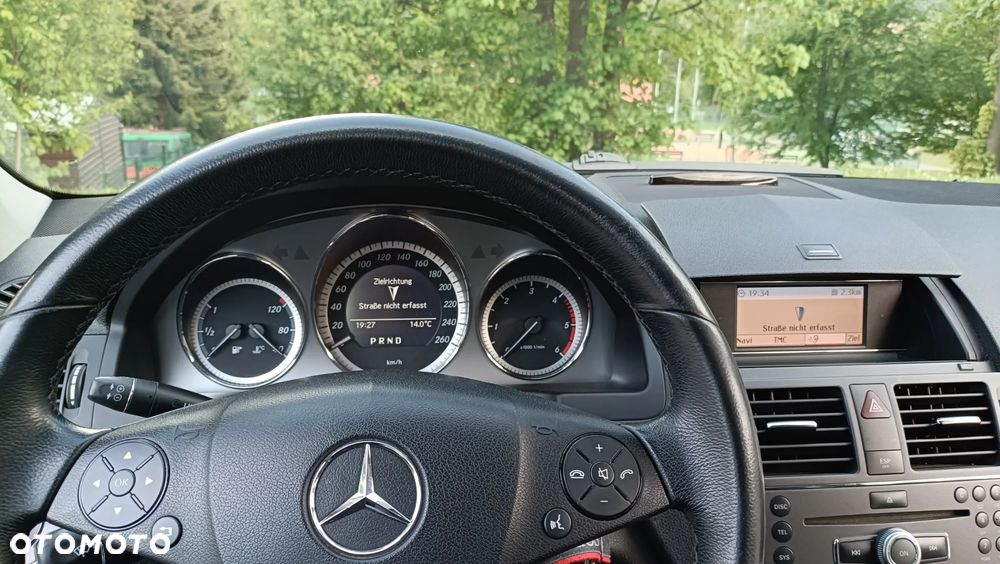 Mercedes-Benz Klasa C 200 CDI DPF Automatik BlueEFFICIENCY - 11