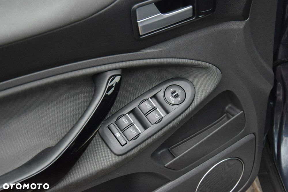 Ford Kuga 2.0 TDCi 4WD Titanium - 31