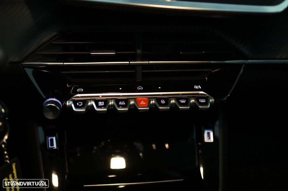 Peugeot 208 1.2 PureTech Allure - 26