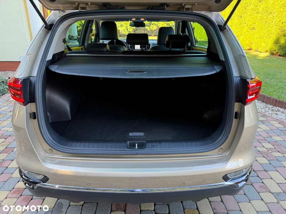 Kia Sportage 1.6 GDI 2WD DREAM-TEAM EDITION - 36