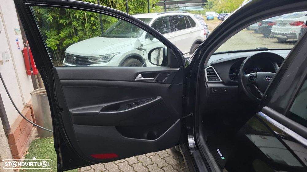Hyundai Tucson 1.7 CRDi Premium - 15